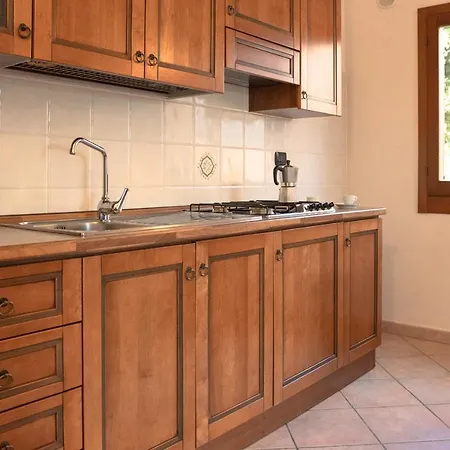 Isa - With Swimming Pool In Sos Alinos, With Air Conditioning And Private Outdoor Area Cala Liberotto