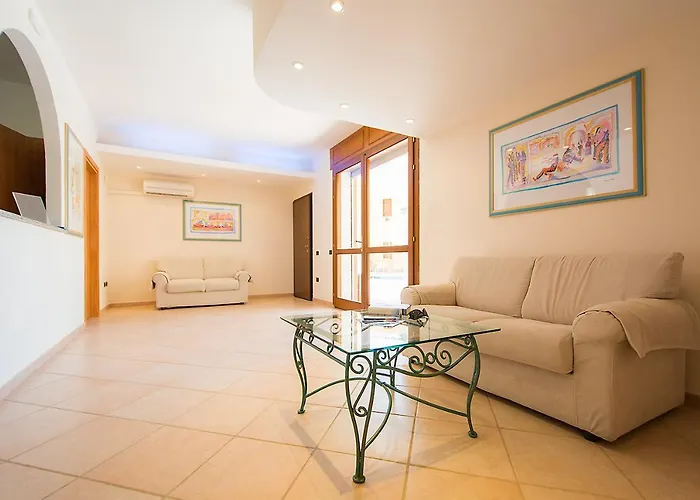 Isa - With Swimming Pool In Sos Alinos, With Air Conditioning And Private Outdoor Area 3*
