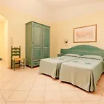 Isa - Cala Viola شقة فندقية 3*