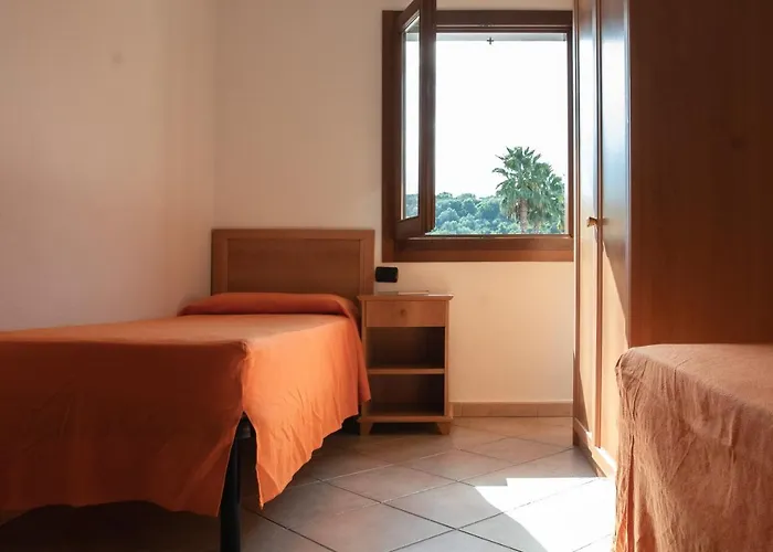 Isa - With Swimming Pool In Sos Alinos, With Air Conditioning And Private Outdoor Area 3*