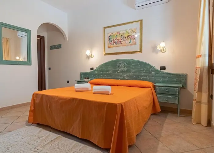 Isa - With Swimming Pool In Sos Alinos, With Air Conditioning And Private Outdoor Area 3*
