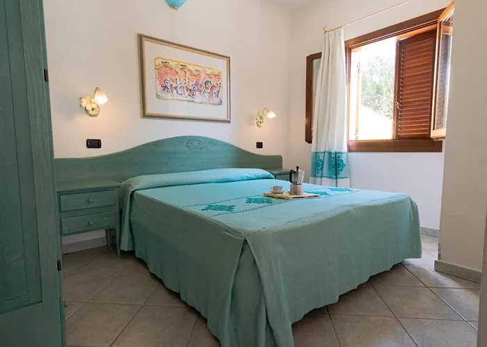 Isa - With Swimming Pool In Sos Alinos, With Air Conditioning And Private Outdoor Area Aparthotel Cala Liberotto